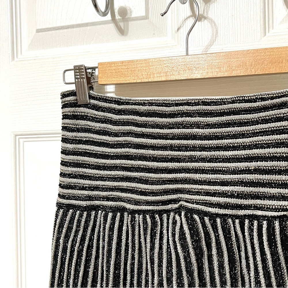 M by Missoni Zig Zag Metallic Midi Skirt Size 8 New - Picture 16 of 17